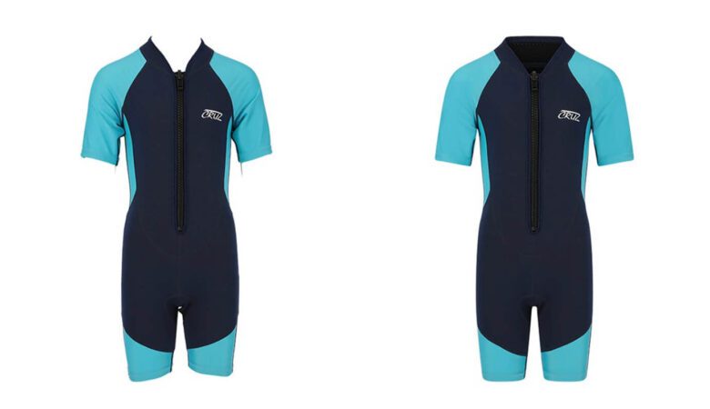 Clothing image editing, Fashion photo editing, Apparel image manipulation, Clothing background removal, Apparel image refinement.